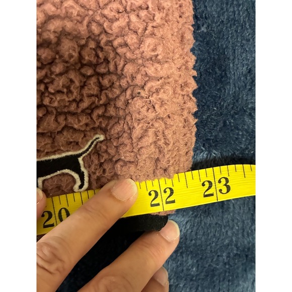 PINK Victoria's Secret Black and Pink Full Zip Sherpa/Fleece Jacket Size Large - Picture 10 of 13